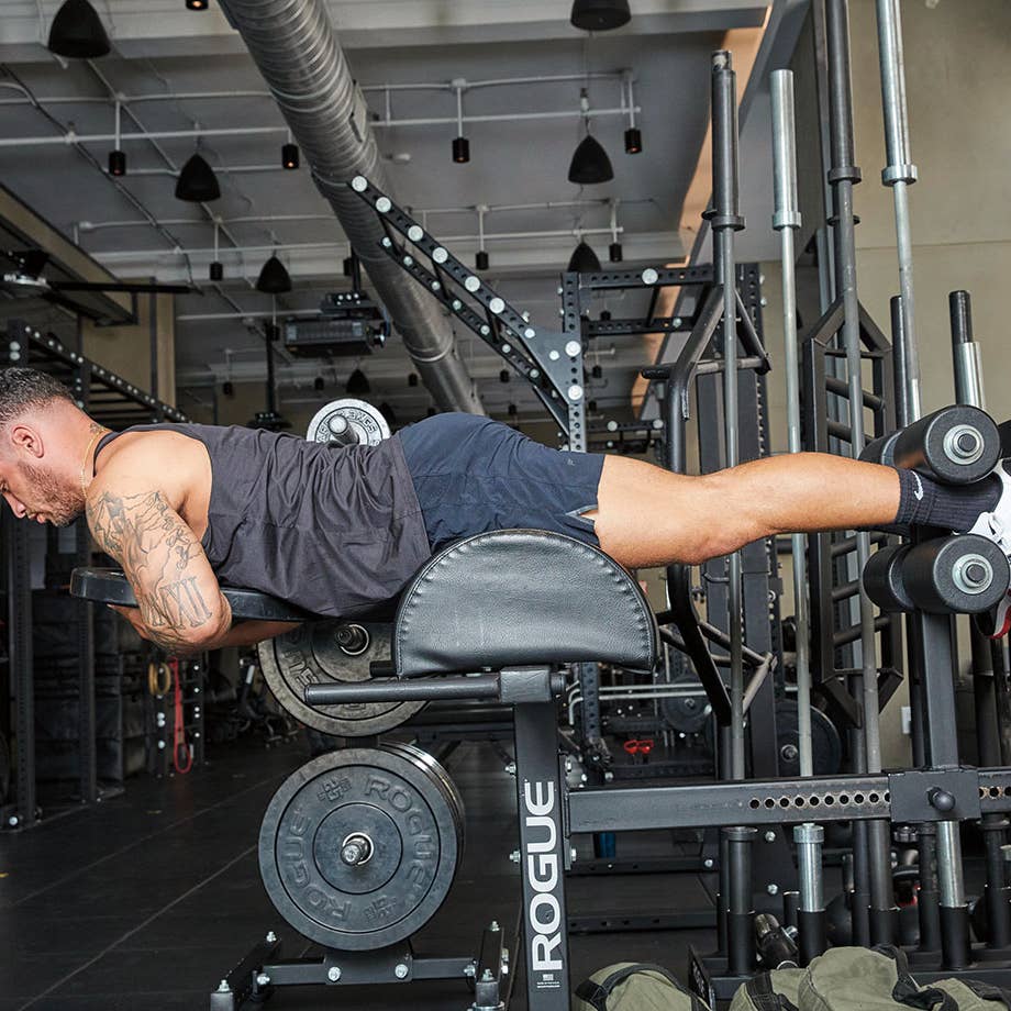 Weighted hyper-dilatations